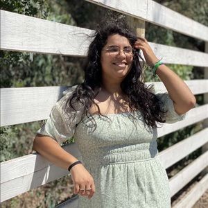 Meet your Posher, Destiny